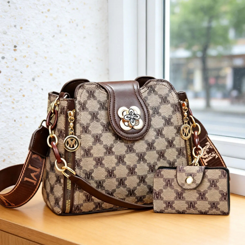 Tas selempang bermotif huruf v - Women'S Bags For Work ulasan dan harga
